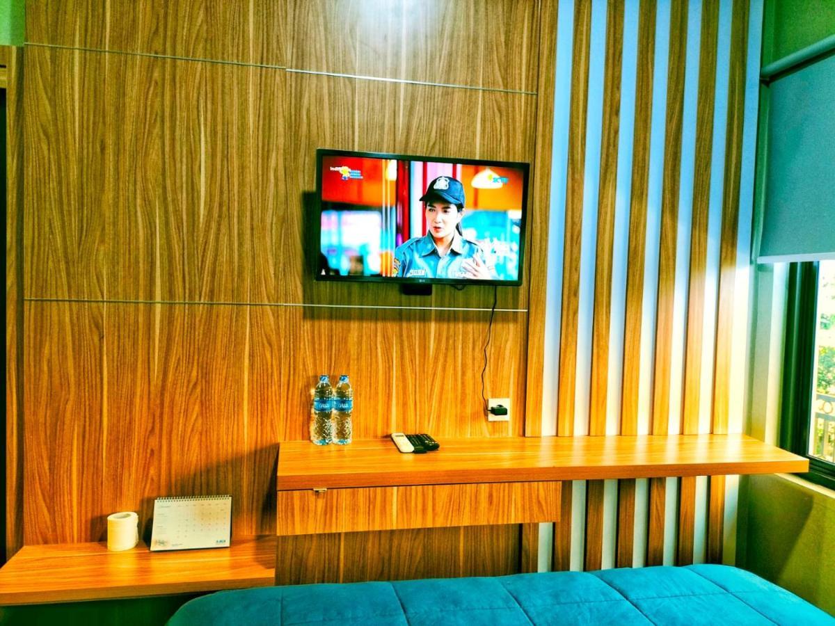 Cozy Residence Tomang Jakarta Extérieur photo