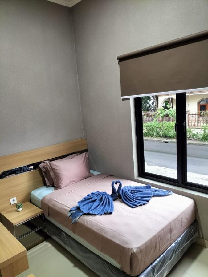 Cozy Residence Tomang Jakarta Extérieur photo
